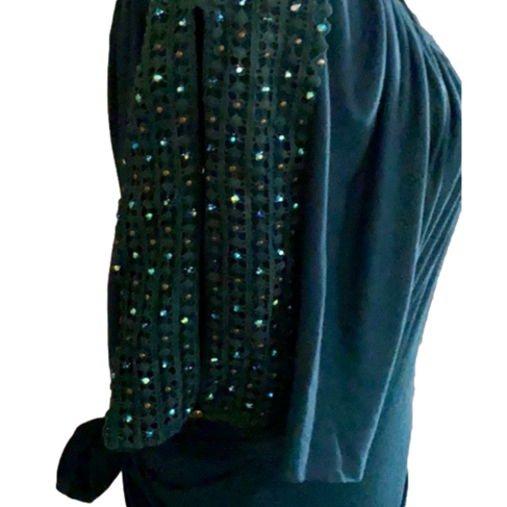 Eclectic Y2K Soul Revival top with bearings on sleeve- Large/XL